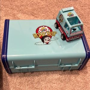 Ryan’s World Road Trip Suitcase